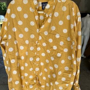GAP Women’s Yellow Polka Dot Shirt